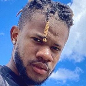 Shane Loyal Family, 29 (YouTube-ster)