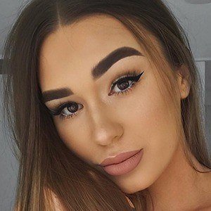 Celebrities born on March 21