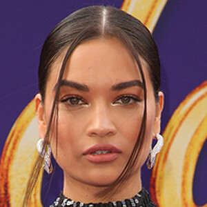 Shanina Shaik image 6