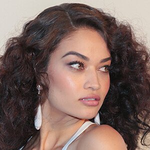 Shanina Shaik image 8