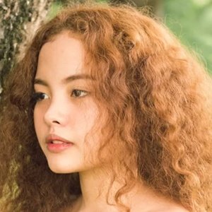 Shanne Dandan, 25 (Pop Singer)