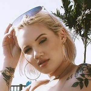 Shannen Driscoll, 30 (Instagram Star)