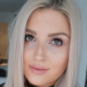 Shannon Harris, 33 (Star di YouTube)