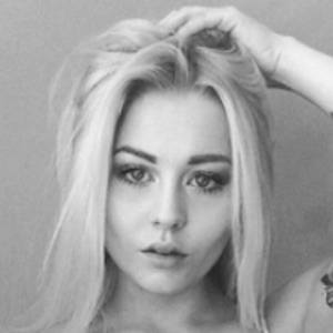Shannon Rose Lane, 30 (Illustrator)
