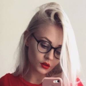 Shannon Rose Lane, 30 (Illustrator)