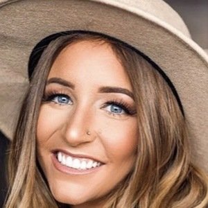 Shannon Woolsey image 8