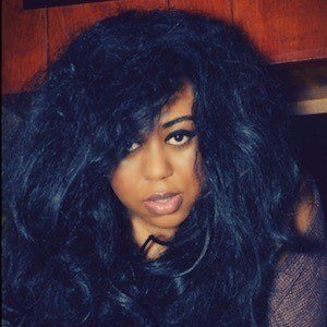 Shataramarie Jackson, 38 (流行歌手)