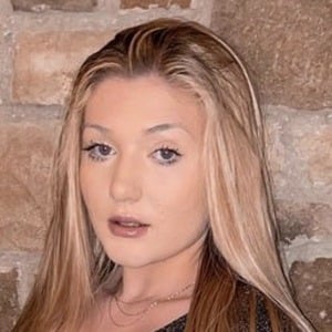 Shay Mandigo, 22 (TikTok Star)