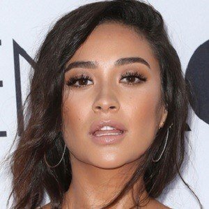 Birth Charts of Celebrities born on 10. April