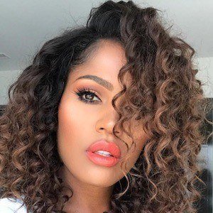 Shayla Mitchell image 7