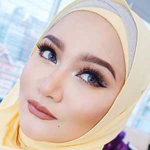 Shazreeyana Shukri, 40 (化妆师)