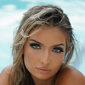 Shea Jones, 28 (TikTok Star)