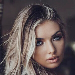 Shea Jones, 28 (TikTok Star)