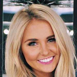 Shea Leigh Mills, 28 (Блогер)