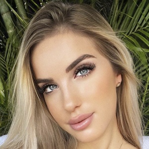 Sheila Fuster image 7