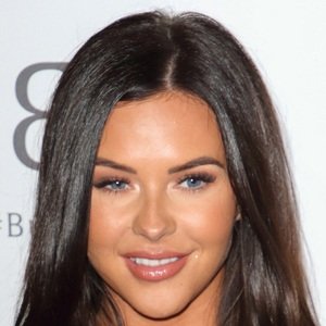 Shelby Tribble, 32 (Modelo)