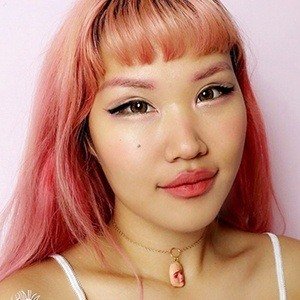 Sherliza Moé, 28 (YouTube Star)