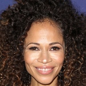 Sherri Saum, 51 (Attrice TV)