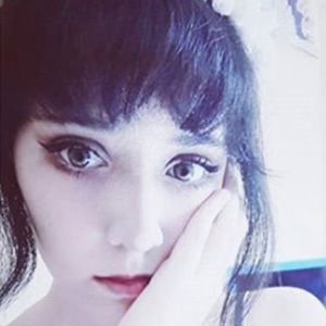 Shira Baudelaire, 27 (YouTube Star)