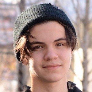 Shon Burnett, 24 (流行歌手)