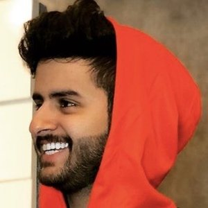 SHoNgxBoNg, 27 (YouTube明星)