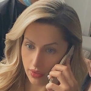 Shrouqsunshine, 36 (TikTok Star)