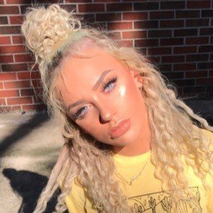 Sidney Cellas, 27 (Instagram Star)