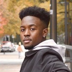 Sidney Robinso️️n, 25 (TikTok Star)