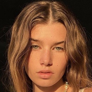 Sienna Raine, 24 (TikTok明星)