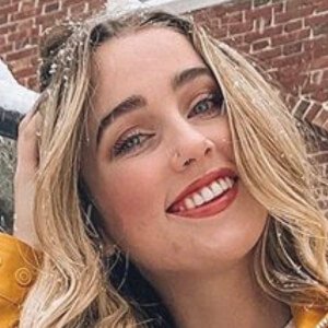 Sienna Santer, 26 (YouTube明星)