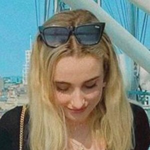 Sienna Santer image 8