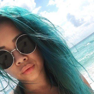 Sienree, 42 (Stylist)