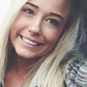 Sierra Sandeen, 27 (YouNow Star)