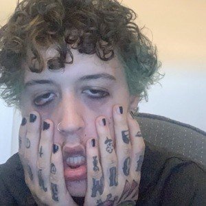 Silas Vaan, 27 (YouNow Star)