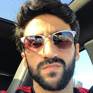 Simo Sedraty, 34 (YouTube-ster)