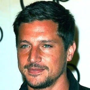 Simon Rex image 3