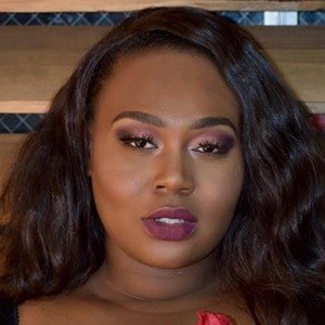 Simone Mariposa, 32 (Instagram-ster)