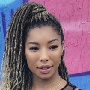 Simone Shepherd image 6