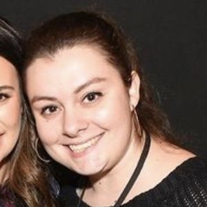 Simply Sarah, 25 (Star di YouTube)