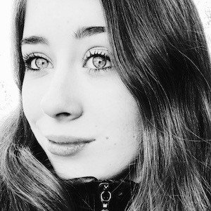 Simply Sofia image 2