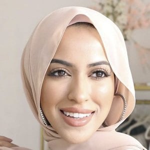 simplyjaserah, 36 (Blogger)