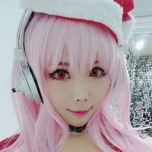 Sin Hsuan Huang, 32 (Instagram Star)