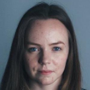 Sindijalo, 24 (YouTube Star)