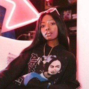 Siobhan Bell, 35 (DJ)