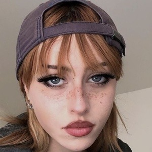 six_crybaby, 27 (Estrella de TikTok)