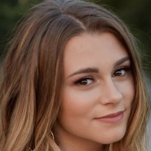 Skyla Proffitt, 24 (TikTok Star)