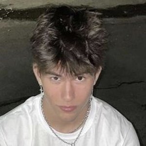 Skylar Hausenfluck, 35 (TikTok Star)