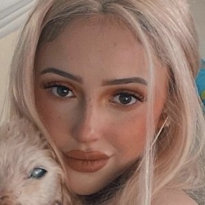 Skylar Radzion image 7