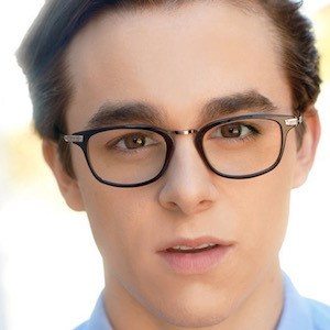 Skyler Seymour, 29 (TV Actor)