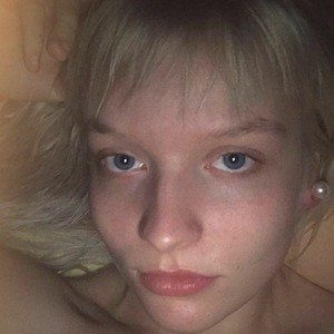 Slim Whispers, 27 (YouTube Star)